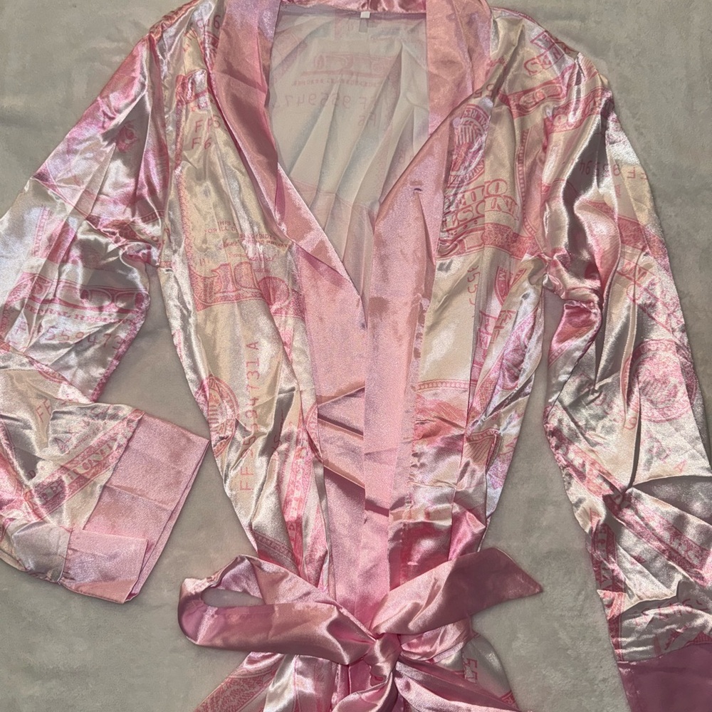 Pink Satin Robe - Picture 2 of 4